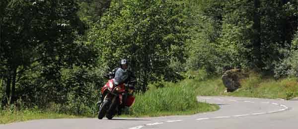 Tour in moto: Garfagnana e Lunigiana come non l'avete mai fatte in moto>