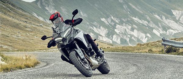 Itinerari moto: Moto giro delle Domiti del Latemar: curve e panorami unici