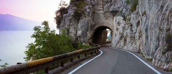 Mini tour in moto: Mototurismo lago di Garda: la strada della Forra