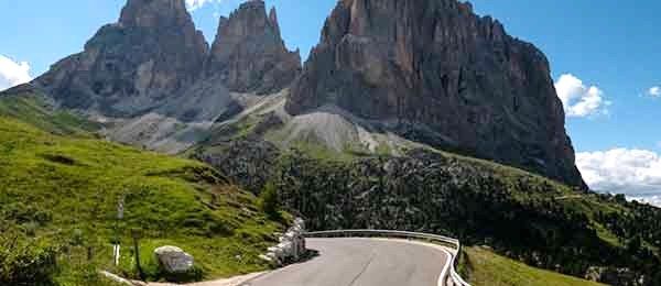 Mini tour in moto: Mini Tour gruppo del Sella in moto tra le Dolomiti, Trentino