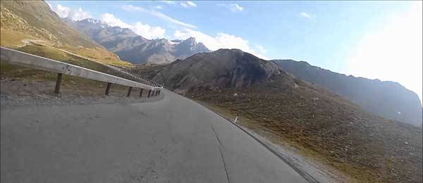 Strade avventura in moto: La spettacolare strada del ghiacciaio Kaunertal in Austria