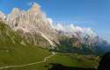 Foto 1 Passo Rolle: in moto tra le Dolomiti più famose