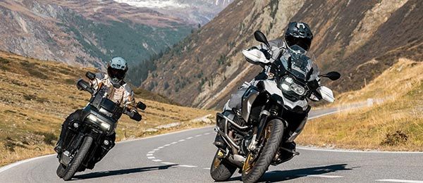 Tour in moto: Le Strade Italiane che Ogni Motociclista Deve Percorrere