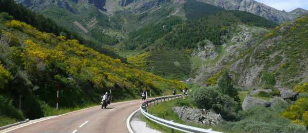 Tour in moto: Mototurismo nel cuore selvaggio della Majella in Abruzzo
