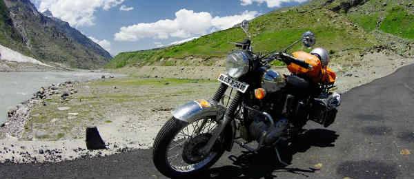 Tour in moto: Viaggio avventura tra i paesaggi spettacolari del Nepal