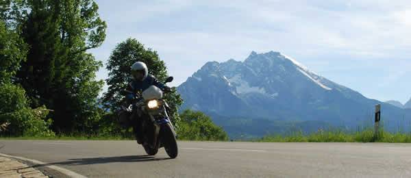 In moto in Valle d'Aosta: la Val Veny e il Monte Bianco