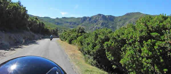 Tour in moto: Viaggio alla ricerca delle suggestive bellezze del Vulture