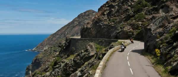 Le strade tortuose dal sud al nord della Corsica e ritorno