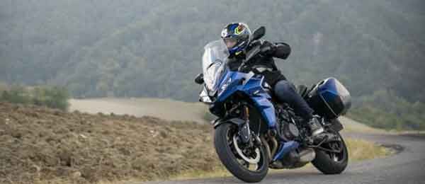 Tour in moto: Passo Duran in Moto: Emozioni e Curve Dolomitiche