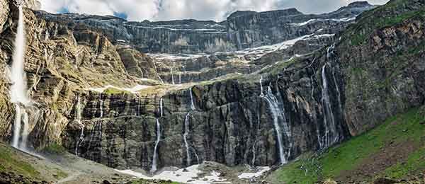 Tour in moto: Circo de Gavarnie: le maestose cascate dei Pirenei in moto